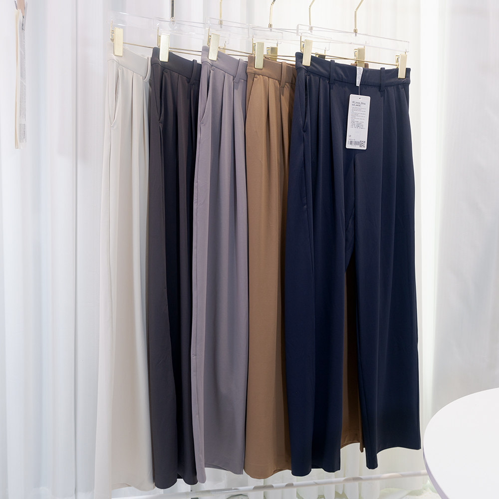 Pocketed suit pants with pleat - đánh giá và giá Winter Wear Clothes